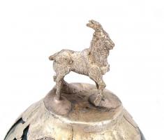 Jáde gömb kecskés fém foglalatban, m: 5,5 cm
