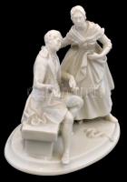 Rosenthal porcelán figura pár, sérült (ülő alak hüvelykujján lepattanással), jelzett, m: 9 cm