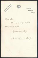 Sir Arthur Conan Doyle (1859-1930) skót író, Sherlock Holmes szülőatyja autográf köszönő levele. Proveniencia: Gerő Ödön művészeti szakíró, újságíró lánya, Gerő Zsófia (1895-1966) hagyatékából. / Autograph letter of Sir Arthur Conan Doyle (1859-1930). Provenance: From the estate of Sophie (Zsófia) Gerő (1895-1966), daughter of famous Hungarian journalist, art critic Edmund (Ödön) Gerő.