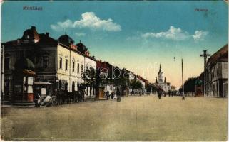Munkács, Mukacheve, Mukacevo; Fő utca. Vasúti Levelezőlapárusítás 4. sz. 1915. / main street