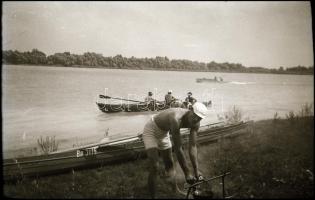 Kb. 50 db fotónegatív (tájak, életképek, stb.), tasakokban, 5×6 és 6×9 cm