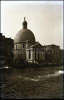 Kb. 50 db fotónegatív (tájak, életképek, stb.), tasakokban, 5×6 és 6×9 cm