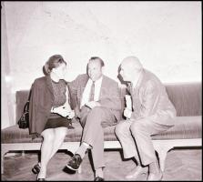 cca 1960-1970 Országgyűlés a Parlamentben, 20 Pest megyei Hírlap fotónegatív, 6×6 cm