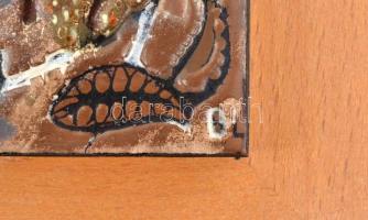 Bencze Lilla Judit (1926-1998): Solymászok. Tűzzománc, fa lapon, jelzett, hátoldalán a művész címkéj...