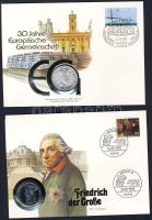 Kis érmés boríték tétel: NDK 1987. 5M "Berlin-Alexanderplatz" + 5M Berlin-Rathaus" T:BU + NSZK 1976. 2M "K.Adenauer" T:2 + 1986. 5M "Frigyes" + 5M "Heidelberg" T:BU + 1987. 10M Ag "30 éves.." T:BU + Vatikán 1985. 100L T:1 Összesen 7klf db érmés, bélyeges boríték!