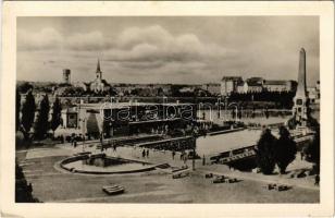 1942 Győr, látkép a városi uszodával (EK)
