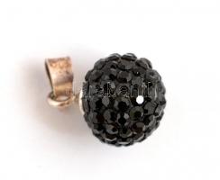 Ezüst(Ag) fekete színű gyöngyökkel díszített shamballa függő, jelzett, 1,5x1 cm, bruttó: 1,09 g