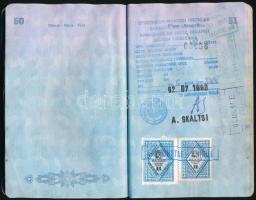 1988 Magyar Népköztársaság által kiállított fényképes útlevél, holland, svéd, marokkói, német, görög...