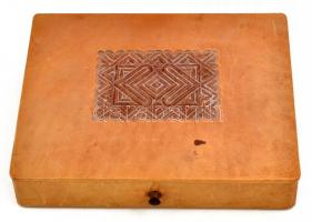 Bőr, fiókos zenélő dobozka. (Nem zenél) 22x17x4 cm