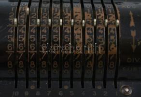 Original Ohner svéd asztali számológép. Egy tekerő eltört. 30x14 cm