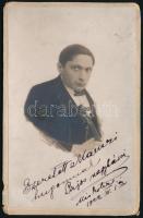 1922 Férfiportré, fotólap elején aláírással, Barna Hugo miskolci műterméből, 14x9 cm