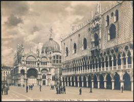 Domenico Anderson (1854-1938): Venezia, Palazzo Ducale e basilica di S. Marco (Velence, Szent Márk tér). Hátoldalán pecséttel jelzett fotó, 20x26 cm