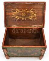 Festett fa ládika kopottas állapotban 18,5x30x17,5 cm