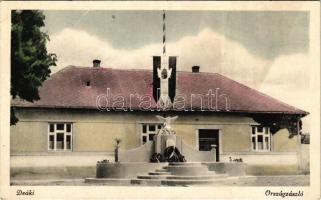 Deáki, Diakovce; Országzászló és hősök szobra / Hungarian flag and military heroes monument (EK)