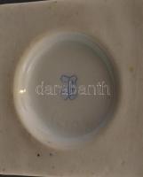 Herendi virágmintás urna vázácska, kézzel festett, jelzett, apró kopásnyomokkal, m: 7,5 cm, d: 7 cm