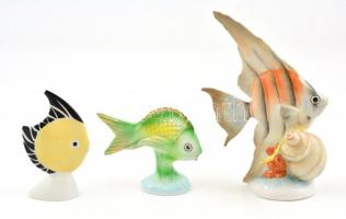 3 db porcelán hal, mind kézzel festett: Holllóházi és Kőbányai porcelánok, sárga-fekete, jelzett, ta...
