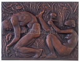 Mészáros Andor (1900-1972) 1967. Egyoldalas bronz plakett, családi jelenet (99x75mm) T:2 Hungary 1967. One sided Br plaque, family scene. Sign.: Andor Mészáros (99x75mm) C:XF