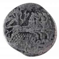 Római Köztársaság Denár AG "ROMA" (3,21g) T:3
Roman Republic Denarius AG "ROMA"...