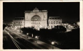 1940 Budapest VII. Kivilágított Keleti pályaudvar este