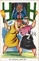 Az asszony verve jó! / husband and wife humour, women beating each other
