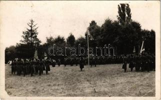 1939 I. Pax Ting Gödöllő. Az első nemzetközi leánycserkész világtalálkozó / The first Girl Guide and Girl Scout World Camp in Gödöllő, girl scouts with flags (fl)