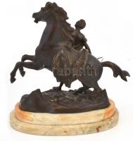 Kolozsváry jelzéssel: Lófékező. Bronz, márvány talapzaton, m: 25 cm, h: 27 cm