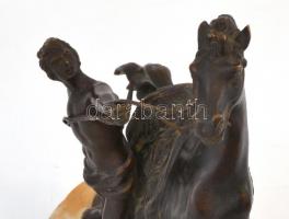 Kolozsváry jelzéssel: Lófékező. Bronz, márvány talapzaton, m: 25 cm, h: 27 cm