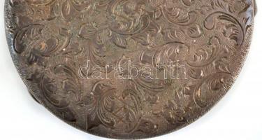 Ezüst(Ag) púdertartó, ornamentikus mintával, jelzett, d: 5,5 cm, nettó: 34,8 g