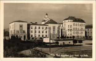 Pécs, Tudományos Egyetem jogi-kari épülete. photo