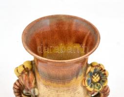 Iparművész mázas kerámia váza, jelzés nélkül, egészen apró lepattanással, m: 16 cm