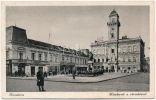 1941 Komárom, Komárnó; Klapka tér, városháza, Csonka üzlete, rendőr. leporellolap / square, town hall, shops, policeman. leporellocard