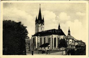 1931 Eperjes, Presov; Rim. kath. kostol / Római katolikus templom, piaci árusok / Catholic church, market vendors (EK)