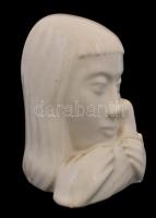 Porcelán lány fej galambbal, jelzés nélkül, máz alatti repedéshálóval, kopásnyomokkal, 13 cm