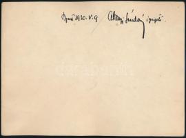 1930 Abonyi Sándorné igazgató a tanári szobában, kolleganőkkel és diákokkal, feliratozott vintage fo...