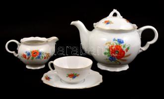 Drasche porcelán tétel: Tea vagy kávé kiöntő fedéllel, belső pereménél repedéssel, m: 17 cm + 4 db c...