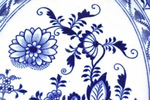 Brown Westhead Moore Meissen antik porcelán tétel, össz 2 db: Kínáló, perem alatt kisebb lepattanáss...