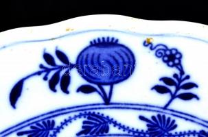 Brown Westhead Moore Meissen antik porcelán tétel, össz 2 db: Kínáló, perem alatt kisebb lepattanáss...