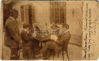 1907 Keszthely, ház udvara kártyázó társasággal. photo (fl)