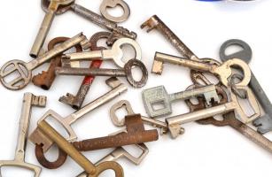 20 db kulcs, Nivea dobozban