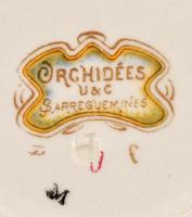 Francia Sarreguemines fajansz csésze és alj, jelzett, részben kézzel festett, apró kopásnyomokkal, d...