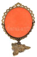 Neobarokk stílusú réz tükör kopottas állapotban, egy helyen forrasztás nyoma látható, 49x29 cm