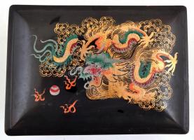 Távol-keleti sárkány-figurás lakkdoboz, 9,5x13x6,5 cm
