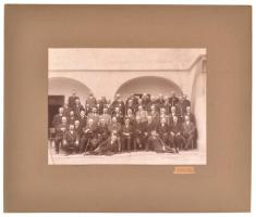 cca 1910 Szentes, Hegedűs fényképész által készített csoportkép, 16,6x22,5 cm, karton 29,6x35,5 cm