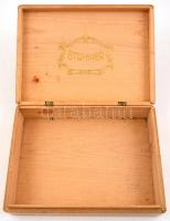 cca 1920-1940 Stühmer virágmintás, festett fa doboz, repedéssel, 26x19x5 cm