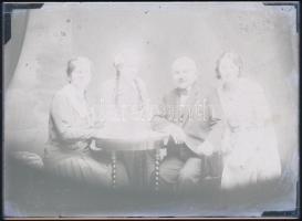 cca 1939 Eger, a Fotó: GRÁF egri műteremben készült, 18 db vintage üveglemez negatív sokféle témáról...