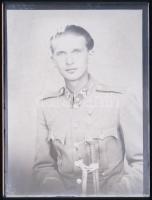 cca 1944 és 1947 között készült katonai fotók (kézifegyverek, kitüntetések, feleségek, bajtársak, st...