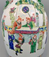 Kínai kézzel festett porcelán váza, jelzés nélkül, kis kopásnyomokkal, m: 46 cm