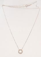 Ezüst(Ag) nyaklánc gyöngy díszítéssel, hozzáillő fülbevalópárral, jelzett, h: 21,5 cm, d: 1,1 cm, br...