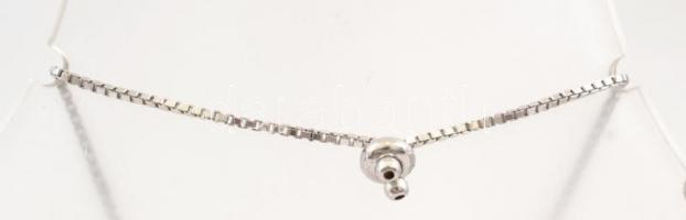 Ezüst(Ag) apró kövekkel díszített karkötő, jelzett, h: 22 cm, bruttó: 5,66 g