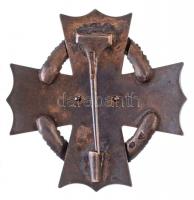 1916. "A Polgári Hadi Érdemkereszt III. osztálya" zománcozott, jelzett Ag kitüntetés, a há...